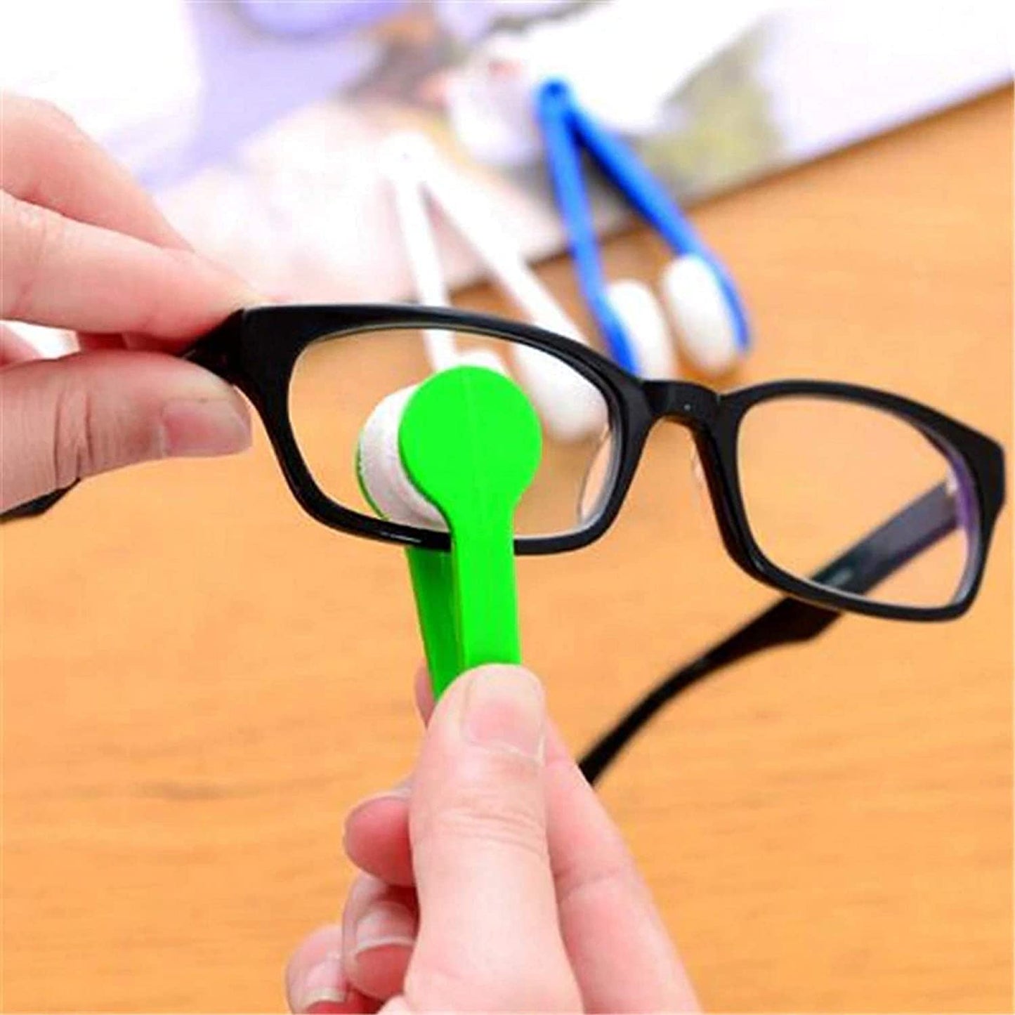 Kella Spectacles and Sunglasses Cleaner Tool with Microfiber Cloth